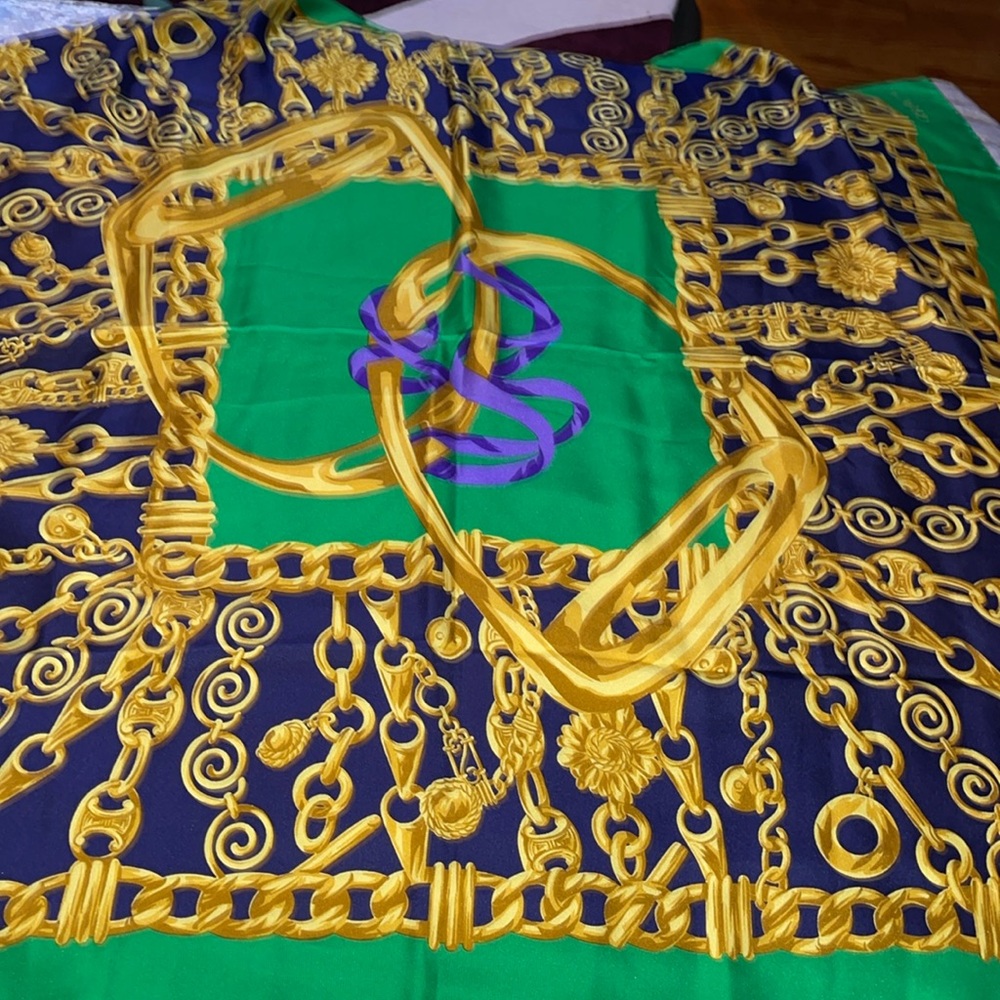 Celine Preloved scarf 33X33 inches excellent condition 100% silk gorgeous